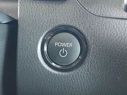 Used 2025 Toyota Camry SE FWD image 32