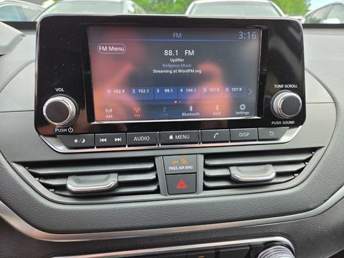Used 2021 Nissan Altima 2.5 S w/ Driver Assist Package FWD image 17
