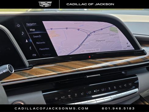 Certified 2021 Cadillac Escalade ESV Premium Luxury Platinum RWD image 11