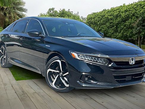 Used 2022 Honda Accord Sport image 11