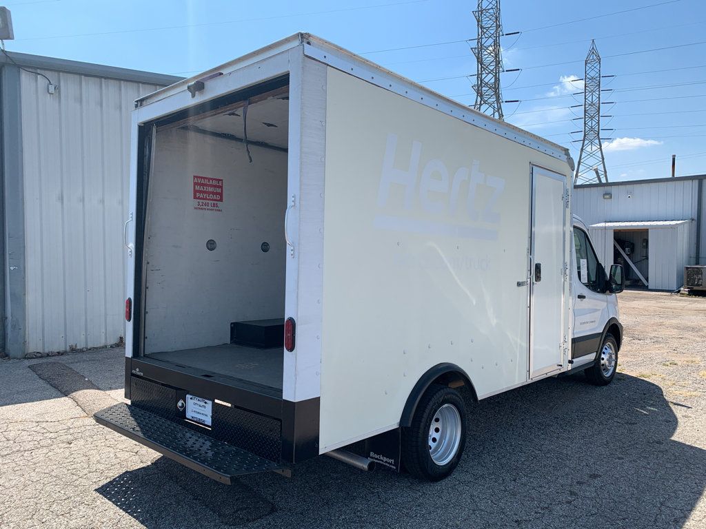 Used 2022 Ford Transit 350 DRW RWD image 3