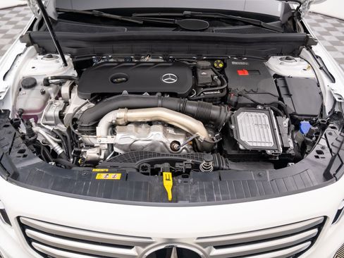 Certified 2025 Mercedes-Benz GLB 250 4MATIC image 28