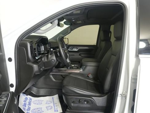 Used 2024 Chevrolet Silverado 1500 LTZ w/ Technology Package AWD/4WD image 30
