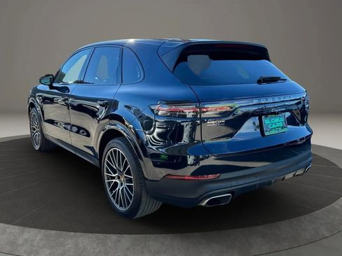 Used 2021 Porsche Cayenne image 7