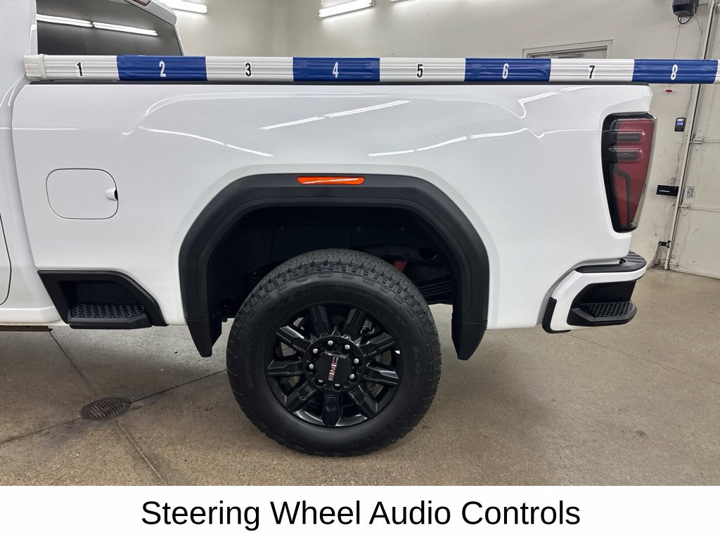 Used 2025 GMC Sierra 2500 AT4 AWD/4WD image 19