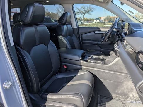 Used 2024 Honda Pilot Touring image 33