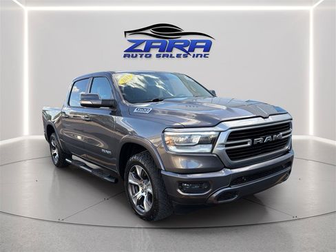Used 2019 RAM 1500 Laramie w/ Sport Appearance Package AWD/4WD image 9