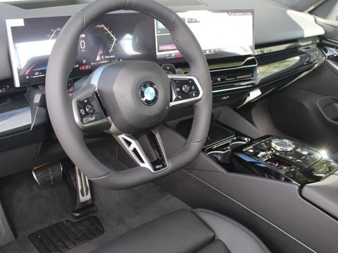 Used 2026 BMW 530i xDrive w/ Executive Package AWD/4WD image 13