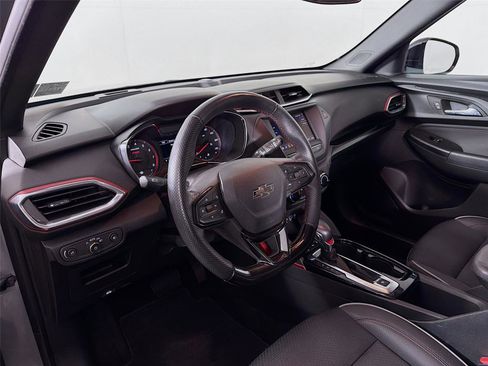 Used 2023 Chevrolet TrailBlazer RS image 9