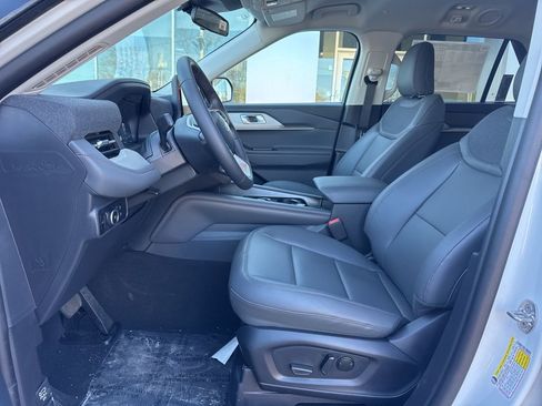New 2026 Ford Explorer Active w/ Active Comfort Package image 11