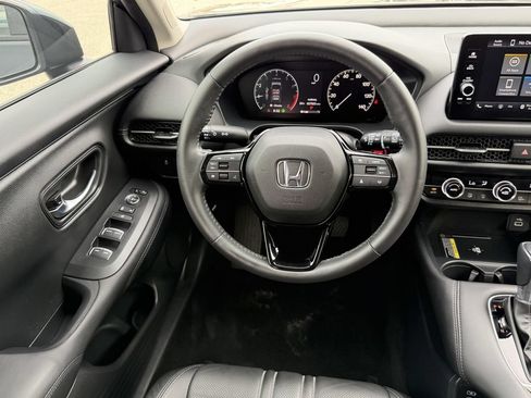 Used 2025 Honda HR-V EX-L image 14