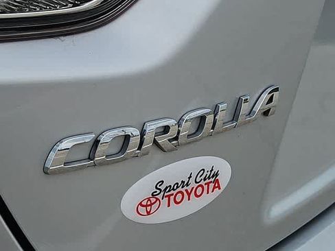 Certified 2024 Toyota Corolla LE FWD image 11