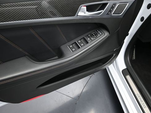 Used 2019 Genesis G80 3.3T Sport image 11