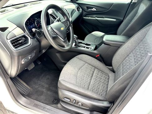 Used 2023 Chevrolet Equinox LT FWD image 11