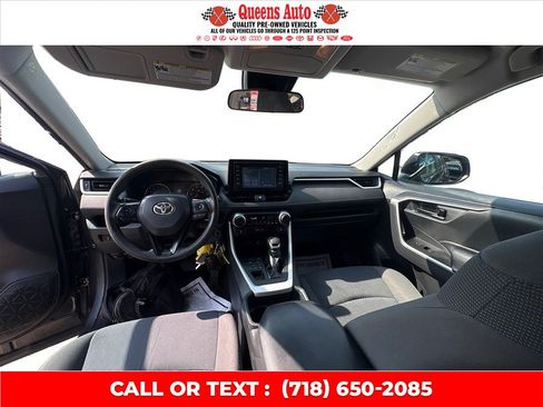 Used 2019 Toyota RAV4 LE w/ All Weather Liner Package AWD/4WD image 24