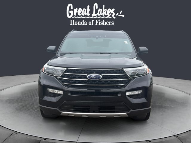Used 2020 Ford Explorer XLT w/ Equipment Group 202A AWD/4WD image 8