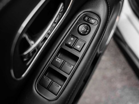 Used 2022 Honda HR-V EX-L image 19