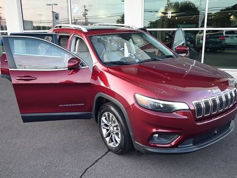 Used 2021 Jeep Cherokee Latitude Lux w/ Sun & Sound Group FWD image 32