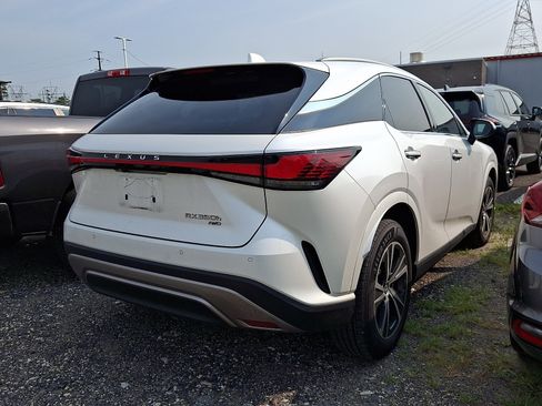 Used 2023 Lexus RX 350h w/ Cold Area Package AWD/4WD image 4