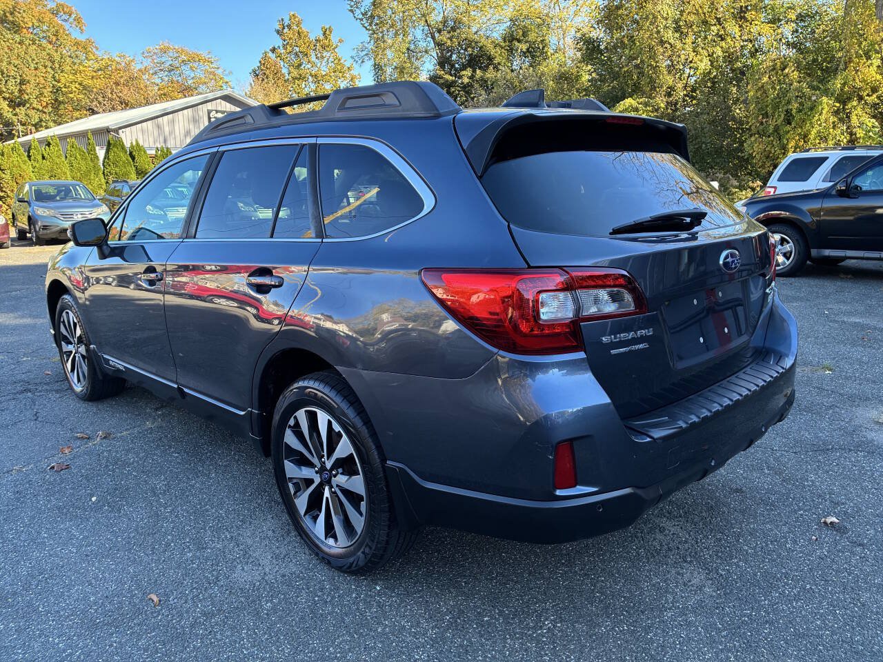 Used 2017 Subaru Outback 2.5i Limited AWD/4WD image 3