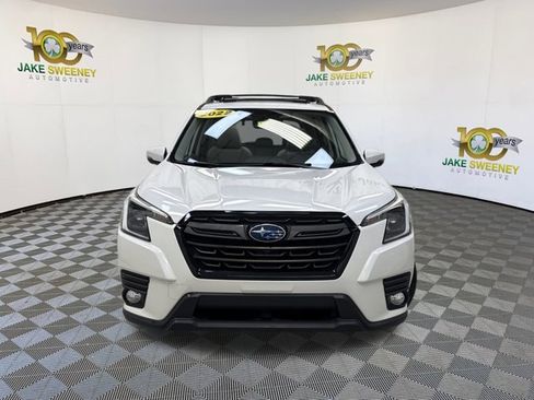Used 2022 Subaru Forester Limited image 3