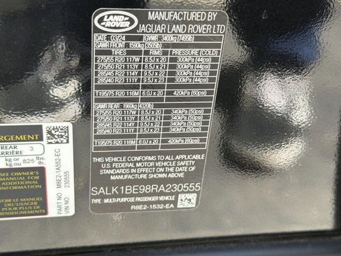 Certified 2024 Land Rover Range Rover Long Wheelbase Autobiography AWD/4WD image 19