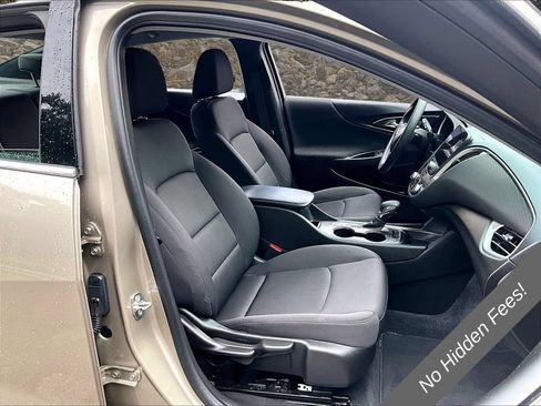 Used 2022 Chevrolet Malibu LS w/ Driver Confidence Package II FWD image 7