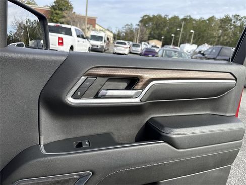 Used 2023 Chevrolet Silverado 1500 RST image 25