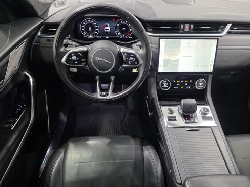 Used 2023 Jaguar F-PACE SVR image 12