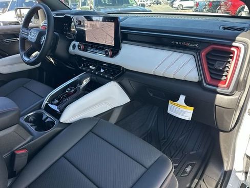 New 2026 GMC Canyon AT4X w/ AT4X AEV Edition AWD/4WD image 30