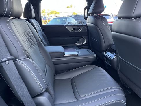 New 2026 INFINITI QX80 Autograph w/ Premium Cargo Package image 20