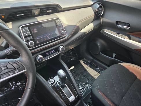 Used 2020 Nissan Kicks SR FWD image 32