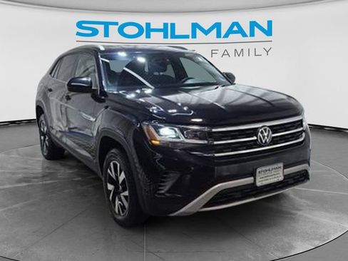 Used 2023 Volkswagen Atlas Cross Sport SE AWD/4WD image 1