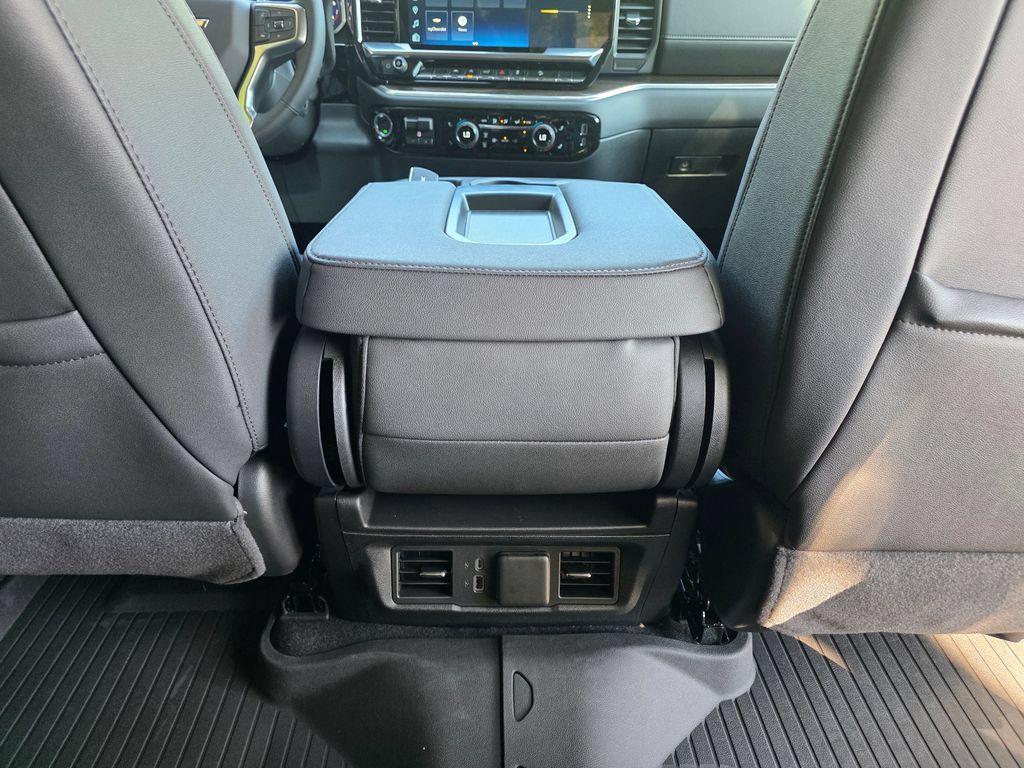 New 2026 Chevrolet Silverado 1500 LT AWD/4WD image 11