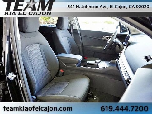 Used 2026 Kia Sportage LX image 15