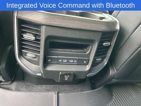 New 2026 RAM 1500 Laramie AWD/4WD image 28