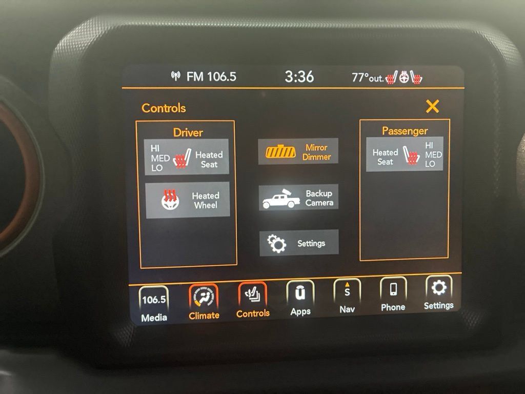 Used 2023 Jeep Gladiator Mojave w/ Cold Weather Group AWD/4WD image 31