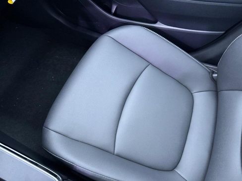 New 2026 Toyota Corolla Cross XLE image 27