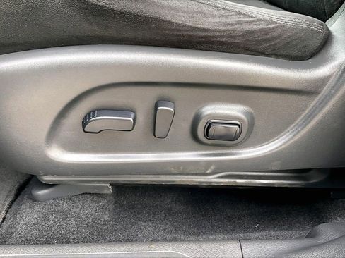 Used 2019 Nissan Murano SV image 26