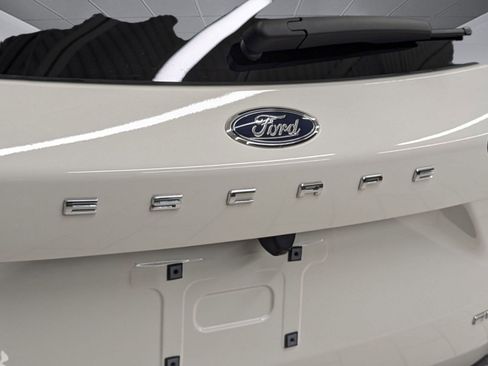 New 2026 Ford Escape ST-Line w/ Tech Pack #1 AWD/4WD image 34