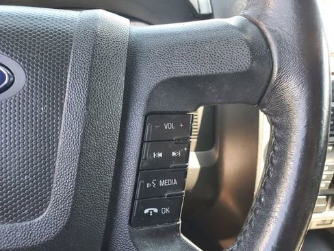 Used 2010 Ford Escape XLT FWD image 12