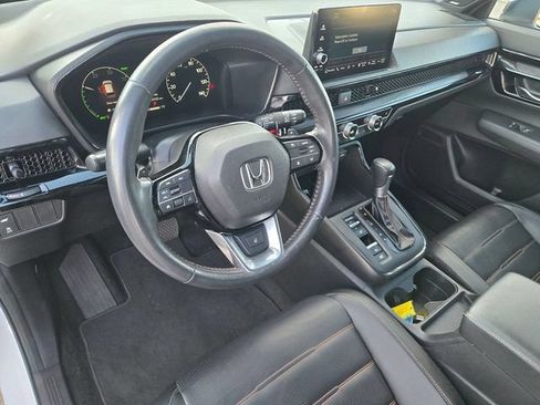 Used 2025 Honda CR-V Sport Touring image 9