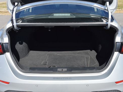 Used 2022 Nissan Sentra SV w/ Trunk Package image 15