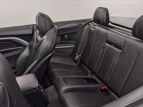 Used 2020 BMW M4 Convertible w/ Competition Package image 33
