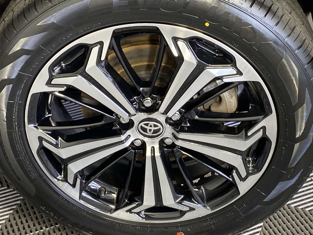 Used 2023 Toyota RAV4 XSE w/ Weather Package AWD/4WD image 30