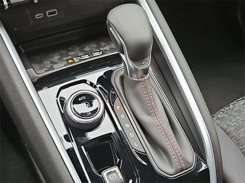 New 2025 Chevrolet Colorado Z71 image 12