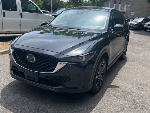 Used 2023 MAZDA CX-5 AWD 2.5 S w/ Premium Package image 2