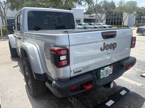 Used 2022 Jeep Gladiator Rubicon w/ LED Lighting Group AWD/4WD image 4
