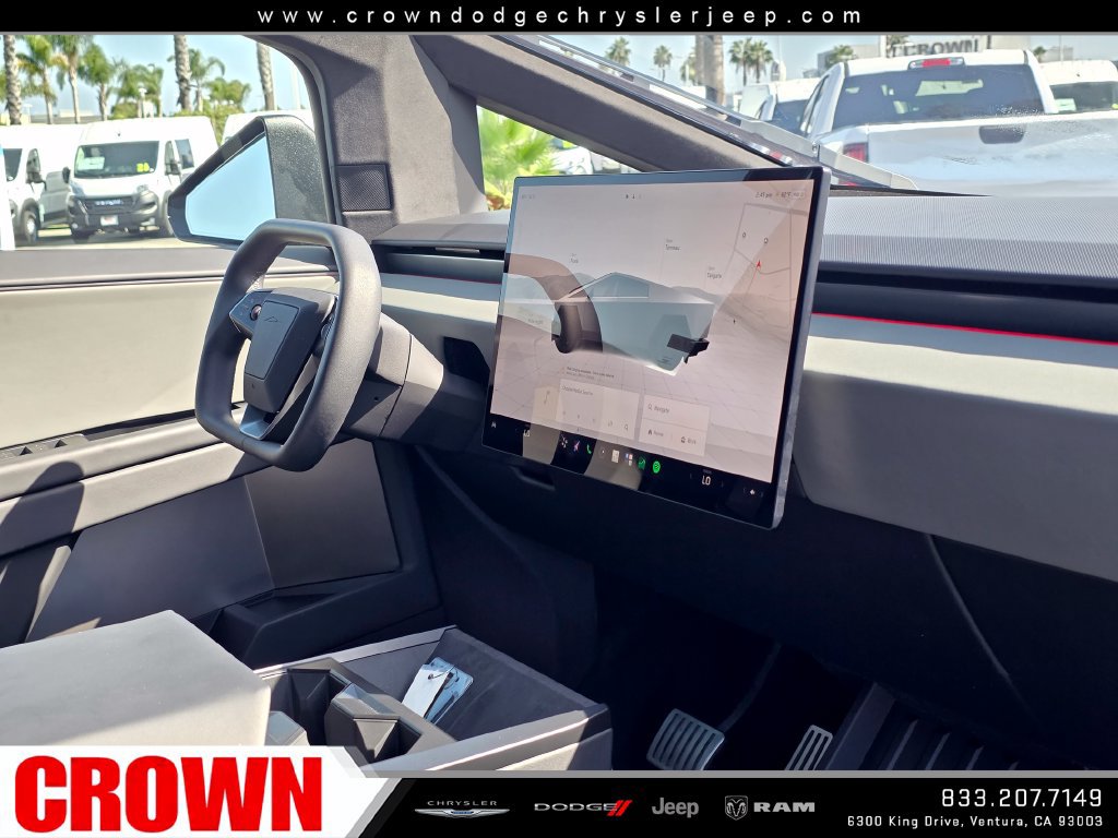 Used 2024 Tesla Cybertruck AWD Crew Cab image 25