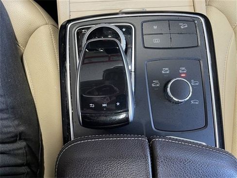 Used 2017 Mercedes-Benz GLE 350 4MATIC image 17